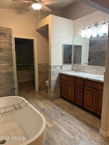 1247 E SUNSET Drive, Casa Grande, AZ 85122