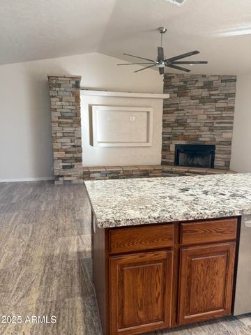 1247 E SUNSET Drive, Casa Grande, AZ 85122