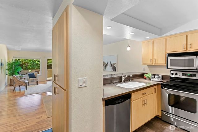 213 Shepard Way NW, Bainbridge Island, WA 98110