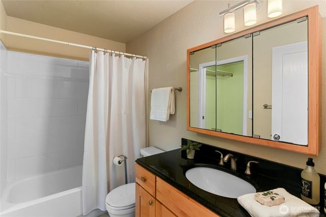 213 Shepard Way NW, Bainbridge Island, WA 98110