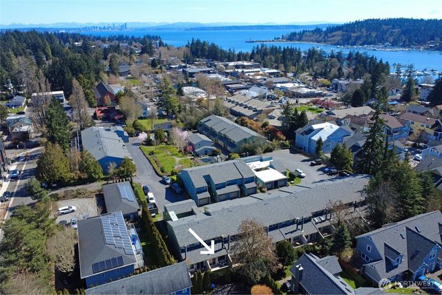 213 Shepard Way NW, Bainbridge Island, WA 98110