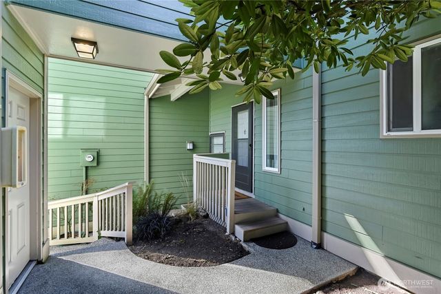 213 Shepard Way NW, Bainbridge Island, WA 98110