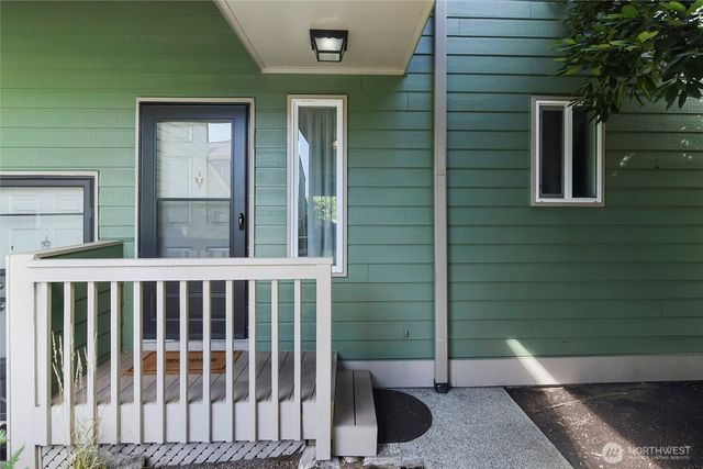 213 Shepard Way NW, Bainbridge Island, WA 98110
