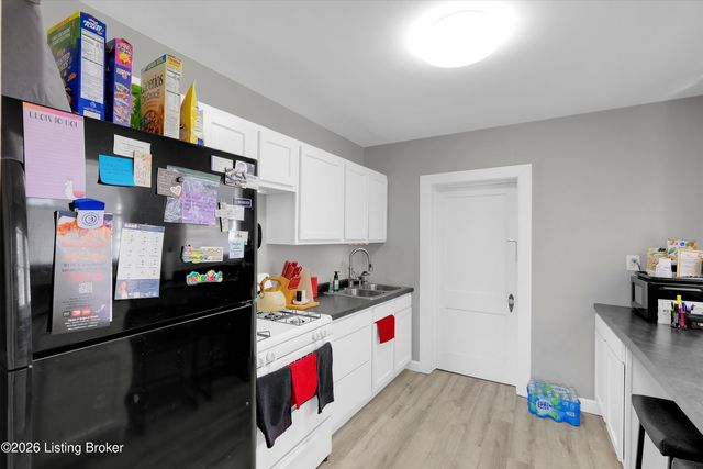 541 Brentwood Ave, Louisville, KY 40215