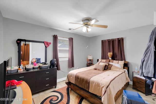 541 Brentwood Ave, Louisville, KY 40215