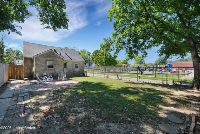 541 Brentwood Ave, Louisville, KY 40215