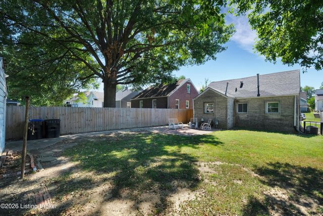 541 Brentwood Ave, Louisville, KY 40215