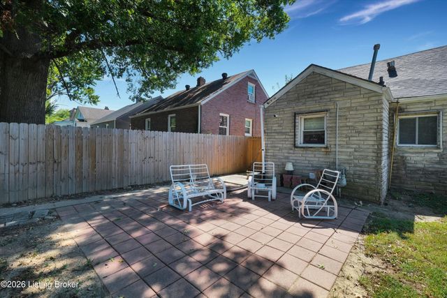 541 Brentwood Ave, Louisville, KY 40215