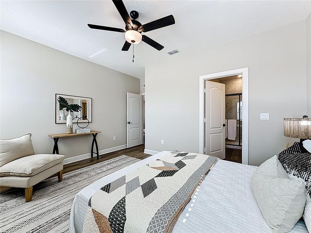 3941 GAREYS FERRY WAY, Middleburg, FL 32068