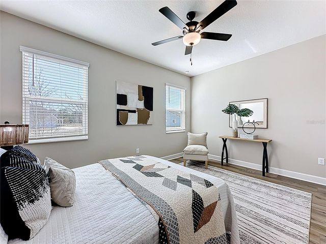 3941 GAREYS FERRY WAY, Middleburg, FL 32068