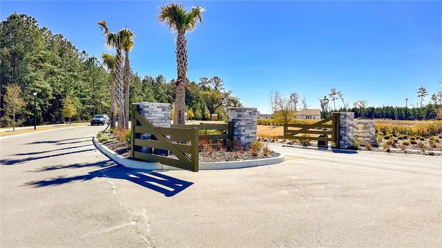 3941 GAREYS FERRY WAY, Middleburg, FL 32068