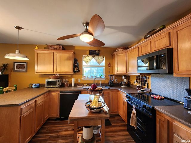 156 HANOVER Lane, Murphysboro, IL 62966