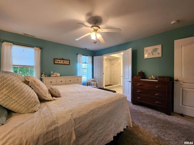 156 HANOVER Lane, Murphysboro, IL 62966