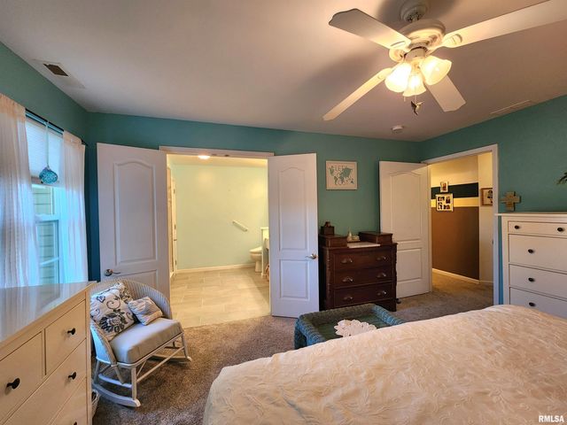 156 HANOVER Lane, Murphysboro, IL 62966