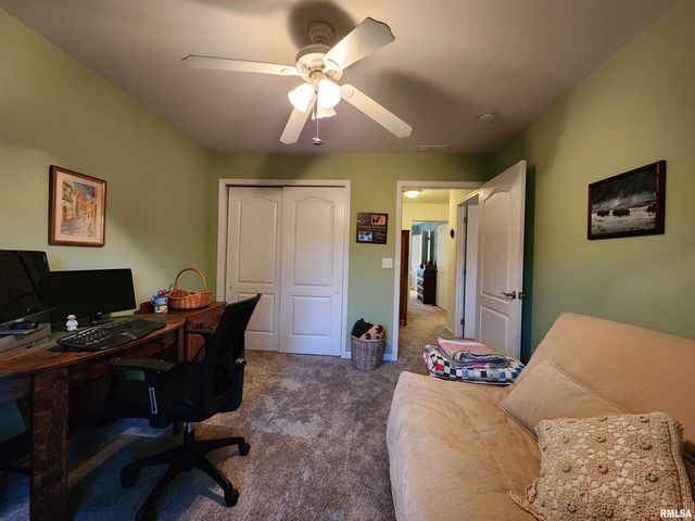 156 HANOVER Lane, Murphysboro, IL 62966