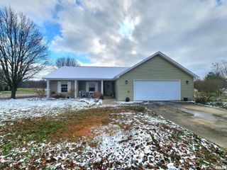 156 HANOVER Lane, Murphysboro, IL 62966