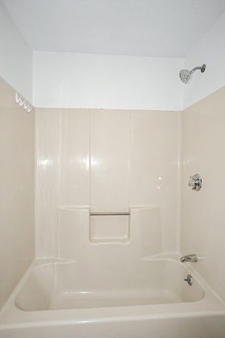 181 Littleton Rd 211, Chelmsford, MA 01824