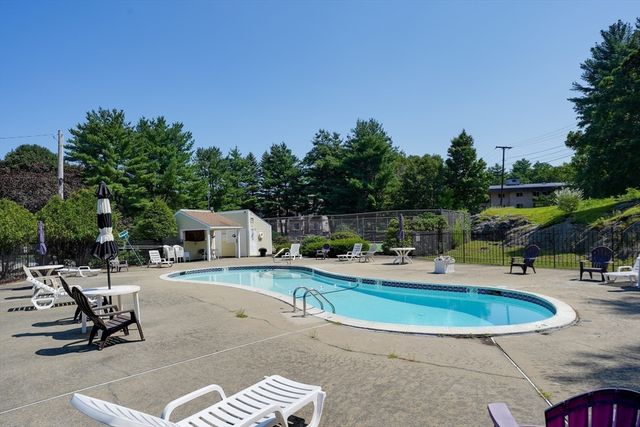 181 Littleton Rd 211, Chelmsford, MA 01824