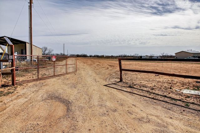 9206 Paradise Lane, San Angelo, TX 76901