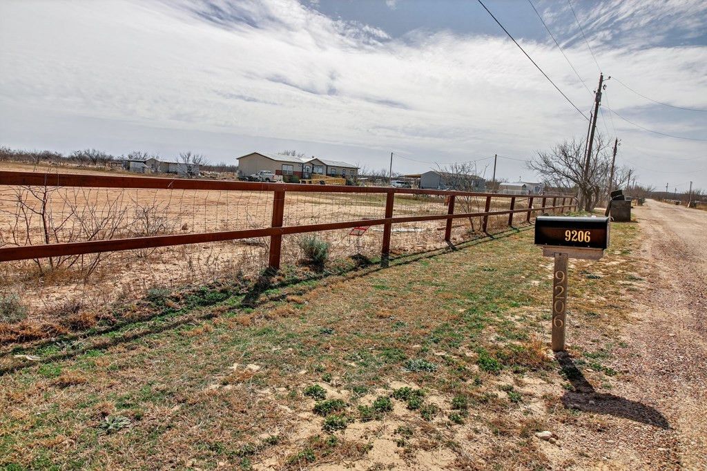 Image 37 of property listing at 9206 Paradise Lane, San Angelo, TX 76901