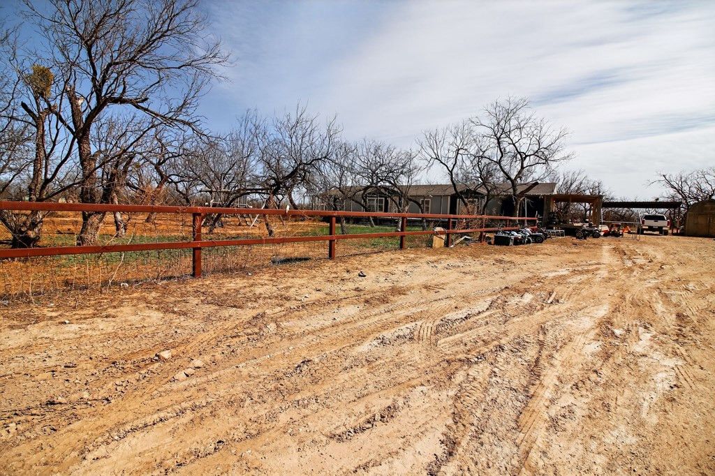 Image 40 of property listing at 9206 Paradise Lane, San Angelo, TX 76901