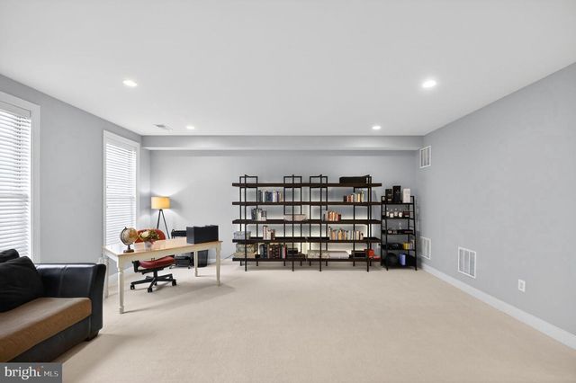 43173 CLARENDON SQ, Ashburn, VA 20148