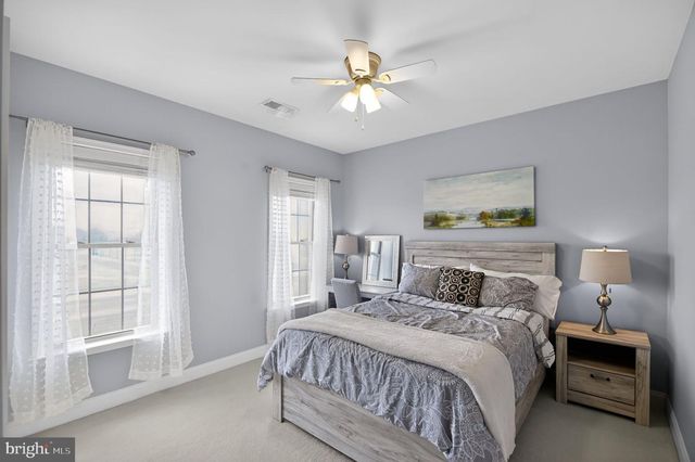 43173 CLARENDON SQ, Ashburn, VA 20148