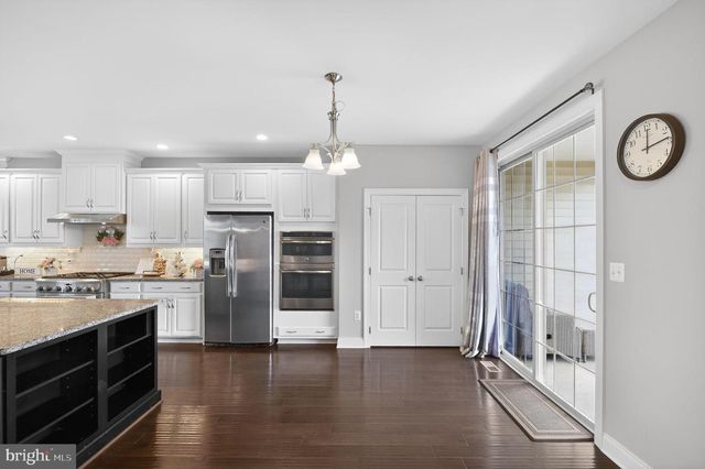 43173 CLARENDON SQ, Ashburn, VA 20148