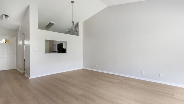 9663 NW 76th Street, Tamarac, FL 33321