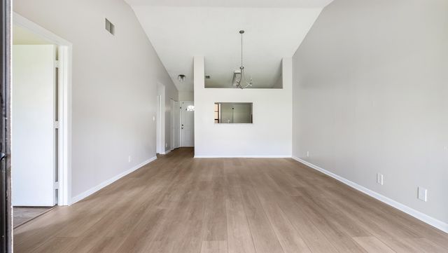 9663 NW 76th Street, Tamarac, FL 33321