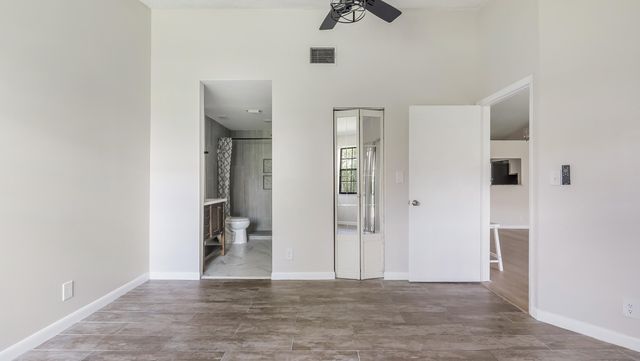9663 NW 76th Street, Tamarac, FL 33321