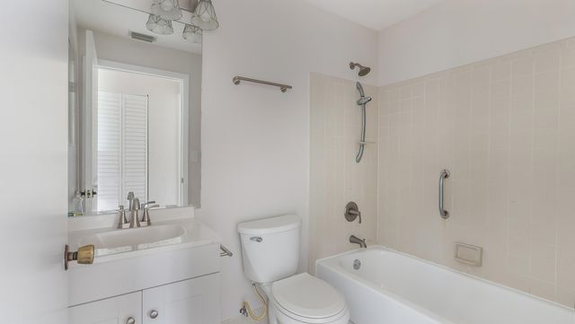 9663 NW 76th Street, Tamarac, FL 33321