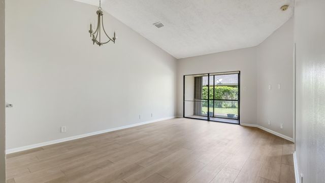 9663 NW 76th Street, Tamarac, FL 33321