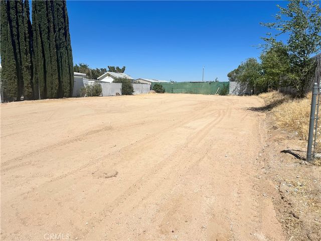 14005 Victoria Drive, Victorville, CA 92395