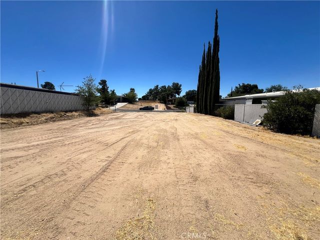 14005 Victoria Drive, Victorville, CA 92395