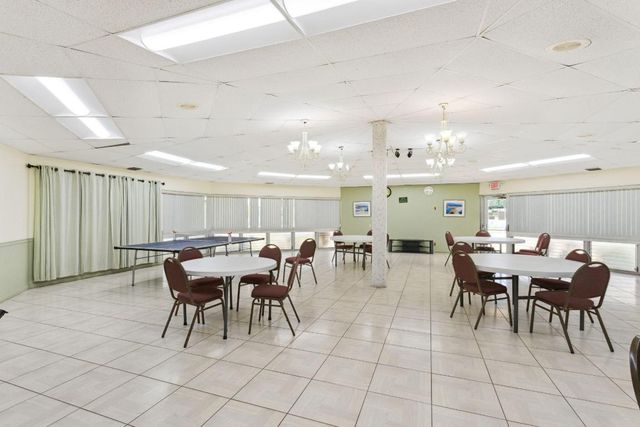 500 NE 12th Avenue 701, Hallandale Beach, FL 33009