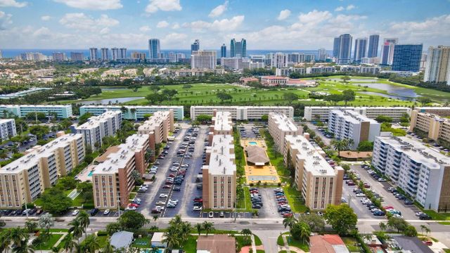 500 NE 12th Avenue 701, Hallandale Beach, FL 33009