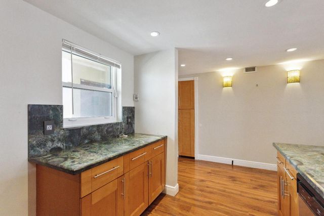 500 NE 12th Avenue 701, Hallandale Beach, FL 33009