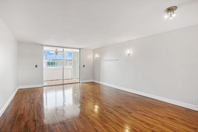 500 NE 12th Avenue 701, Hallandale Beach, FL 33009