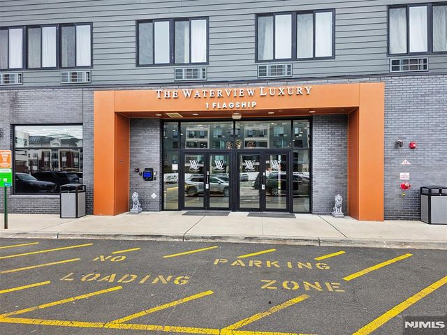 1 Flagship Street 319, Bayonne, NJ 07002