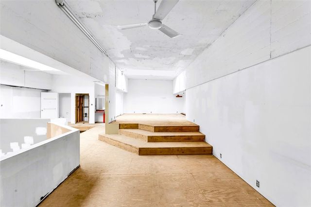 420 N Craig St, Oakland, PA 15213