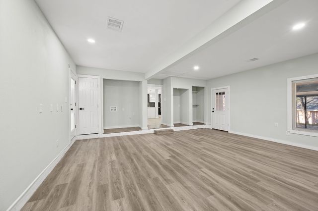 420 Twin Creek Drive, Hurst, TX 76053