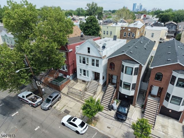 18 Stevens Ave, Jersey City, NJ 07305