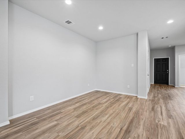 2231 Silver Dove Lane, Conroe, TX 77301