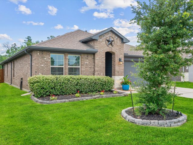 2231 Silver Dove Lane, Conroe, TX 77301