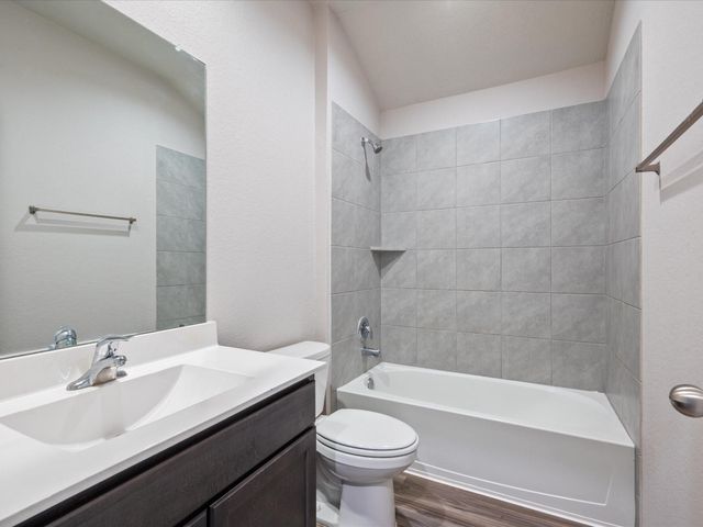 2231 Silver Dove Lane, Conroe, TX 77301