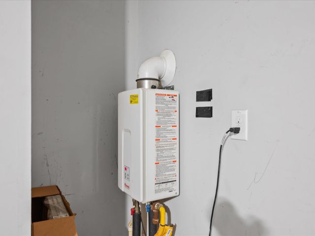 2231 Silver Dove Lane, Conroe, TX 77301