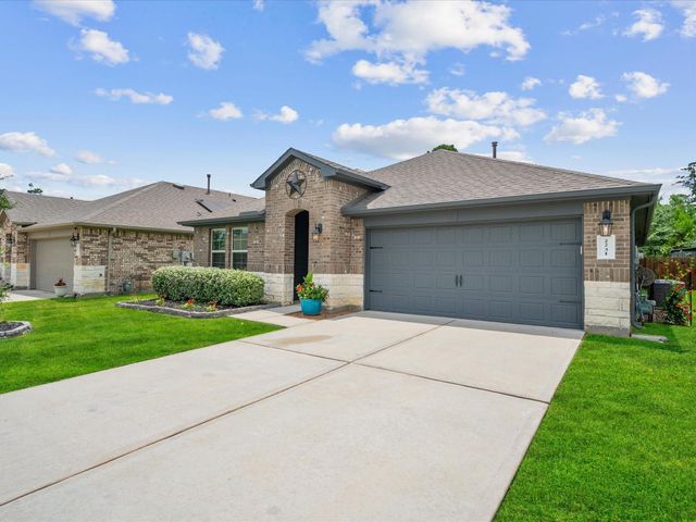 2231 Silver Dove Lane, Conroe, TX 77301