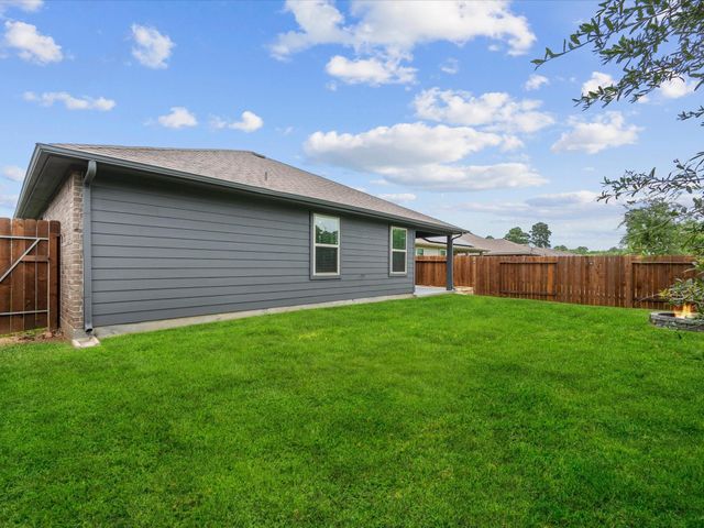 2231 Silver Dove Lane, Conroe, TX 77301