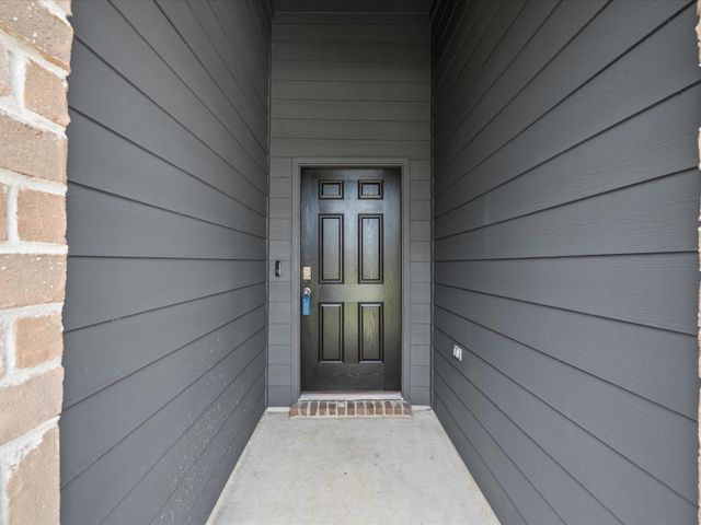 2231 Silver Dove Lane, Conroe, TX 77301